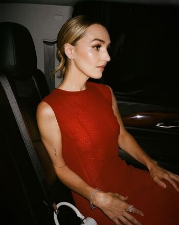 Chloe Fineman