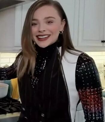 Chloë Grace Moretz Leaked Nude OnlyFans (Photo 324)