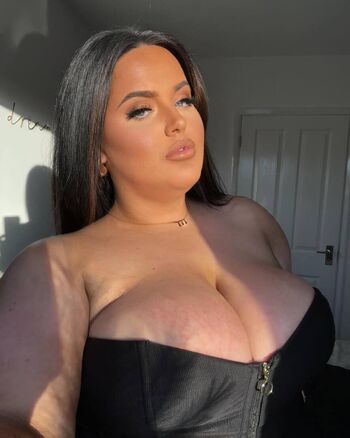 Chloe Jade