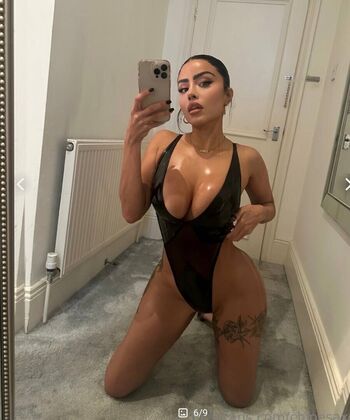Chloe Saxon Leaked Nude OnlyFans (Photo 28)