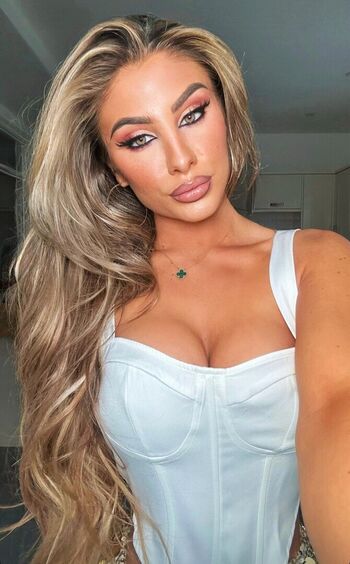 Chloe Streatfield
