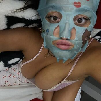 chloe Leaked Nude OnlyFans (Photo 35)