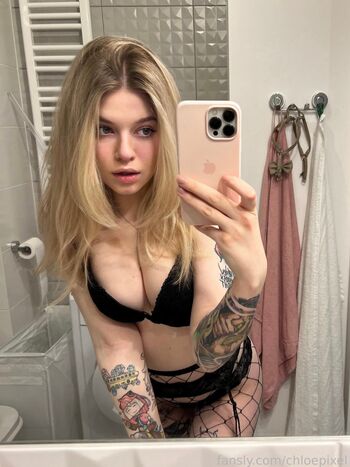 chloepixel Leaked Nude OnlyFans (Photo 1)