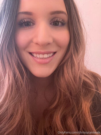 chrissycantwalk Leaked Nude OnlyFans (Photo 25)