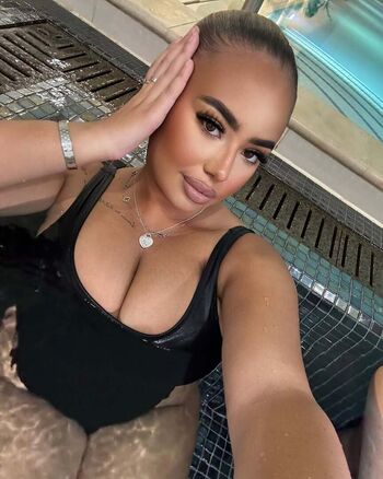Cienna Stewartt