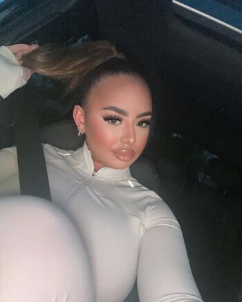 Cienna Stewartt