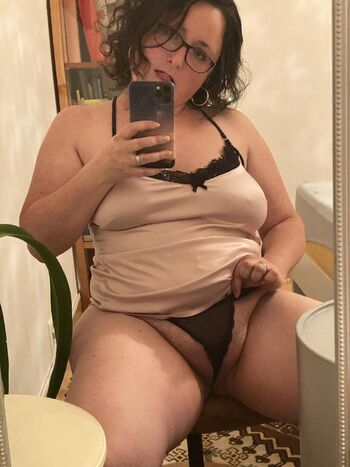 Cindy Graham Leaked Nude OnlyFans (Photo 7)