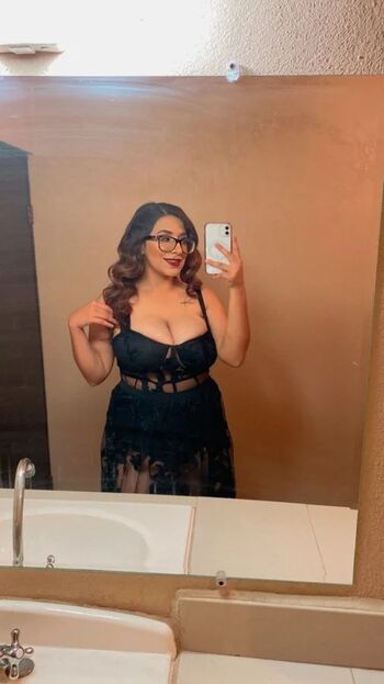 Cinthia De Leon Leaked Nude OnlyFans (Photo 30)