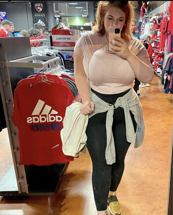 Clara Cobb Leaked Nude OnlyFans (Photo 3)