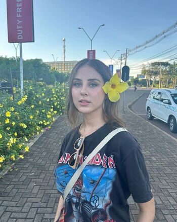 Claralremkova_ Clara Lemkova
