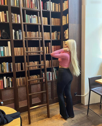 Claudia Markovic Leaked Nude OnlyFans (Photo 14)