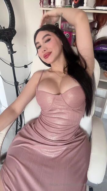 Cloe White Leaked Nude OnlyFans (Photo 6)