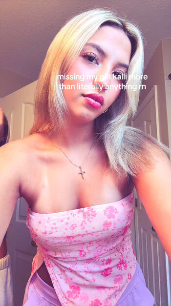 Cloud ASMR Leaked Nude OnlyFans (Photo 3)