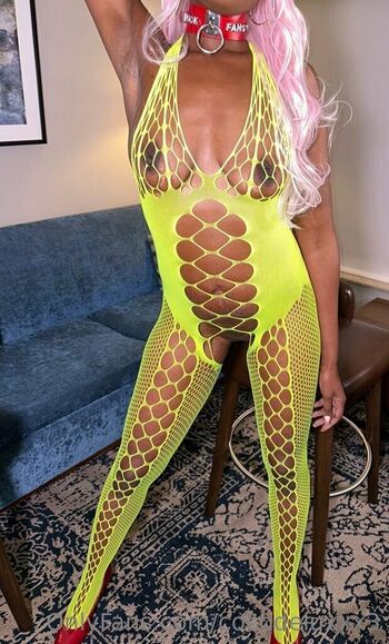 cocodeluxxx3 Leaked Nude OnlyFans (Photo 10)