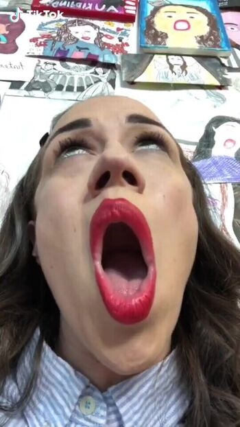 Colleen Ballinger Leaked Nude OnlyFans (Photo 28)