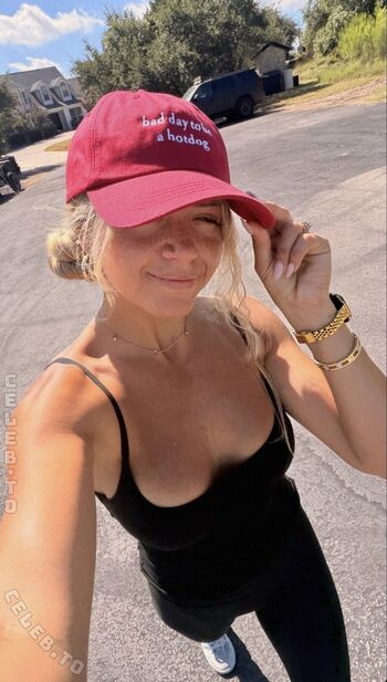 Collette Davis Leaked Nude OnlyFans (Photo 1)
