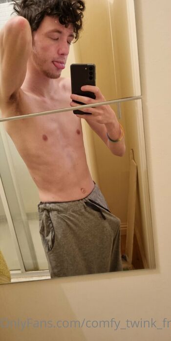 comfy_twink_free Leaked Nude OnlyFans (Photo 2)