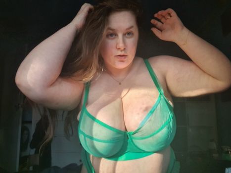 confusedboobs Leaked Nude OnlyFans (Photo 8)