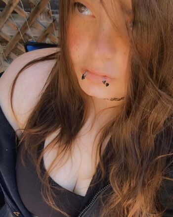 constantly_jaded Leaked Nude OnlyFans (Photo 2)