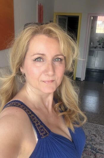 Corrinne Wicks Leaked Nude OnlyFans (Photo 32)