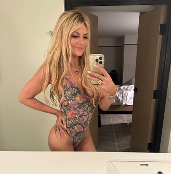 Courtney Hansen