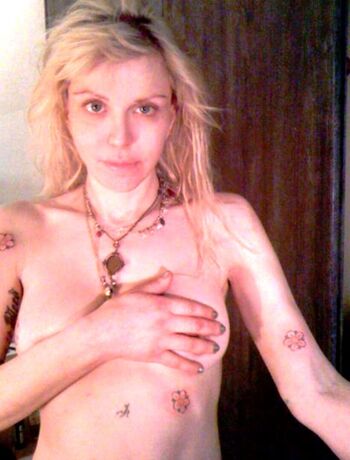 Courtney Love Leaked Nude OnlyFans (Photo 50)