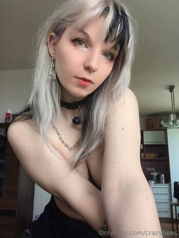 crazynees Leaked Nude OnlyFans (Photo 30)