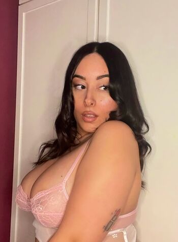 Cristhilove Leaked Nude OnlyFans (Photo 4)