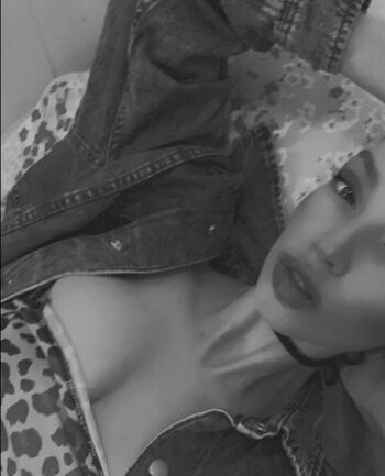 Csermely Zita Leaked Nude OnlyFans (Photo 6)
