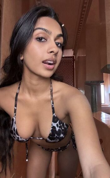 curtlyKellz Leaked Nude OnlyFans (Photo 17)