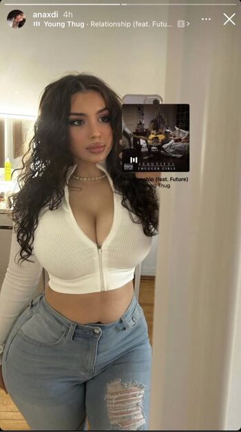Curvy Goddesses
