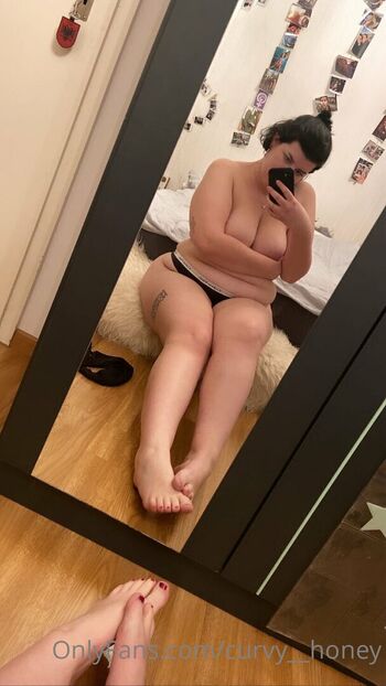 curvy__honey Leaked Nude OnlyFans (Photo 2)