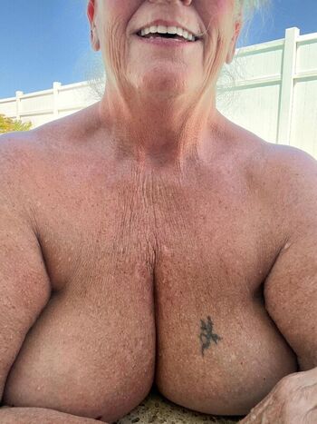 CurvyCarolina Leaked Nude OnlyFans (Photo 6)