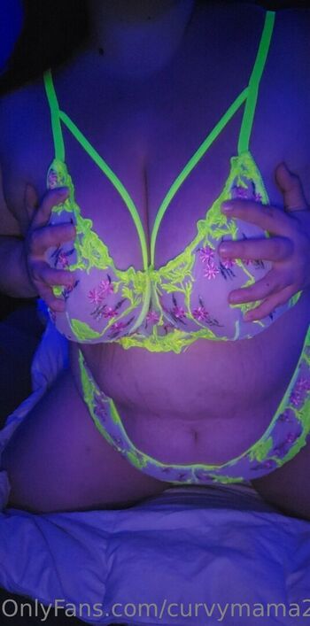 curvymama2020