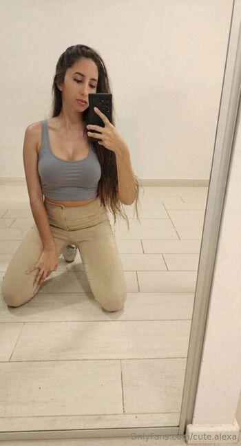 cute.alexa Leaked Nude OnlyFans (Photo 10)