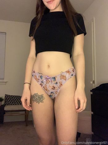 cutestonergirl01 Leaked Nude OnlyFans (Photo 25)
