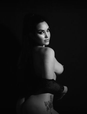 Dafni Kouneli Leaked Nude OnlyFans (Photo 11)