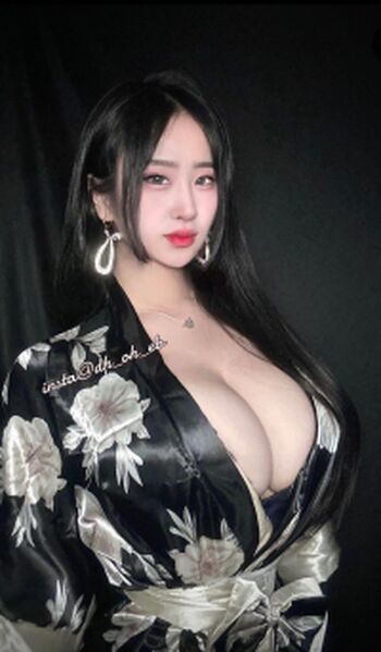 Dahee0326 Dh_oh_eb Leaked Nude OnlyFans (Photo 8)