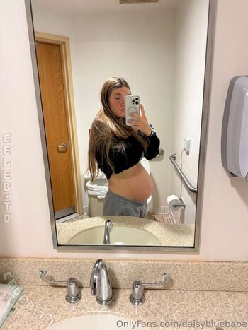 Daisy Blue Leaked Nude OnlyFans (Photo 2)