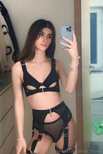 daisy_brooks