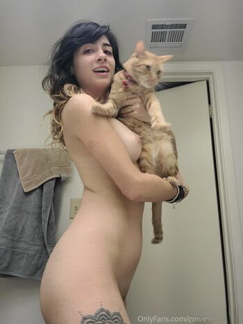 Daisydewdrops Leaked Nude OnlyFans (Photo 1)