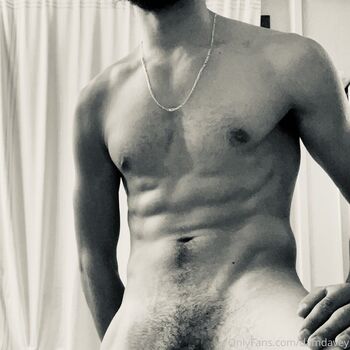 damdavey Leaked Nude OnlyFans (Photo 4)