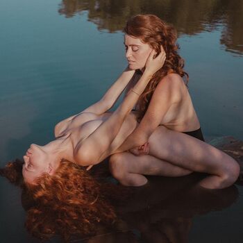 Dana And Marina Kushnir Leaked Nude OnlyFans (Photo 16)