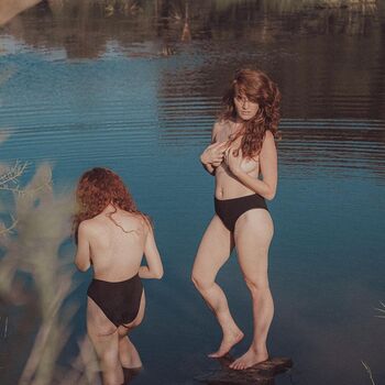 Dana And Marina Kushnir Leaked Nude OnlyFans (Photo 17)
