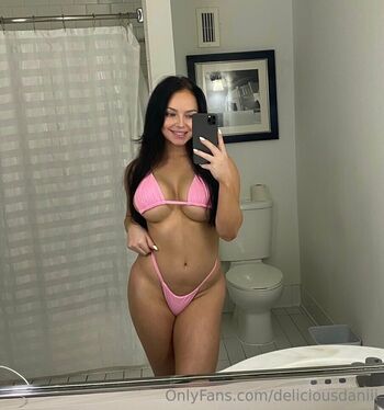 Dani Phelps Leaked Nude OnlyFans (Photo 8)