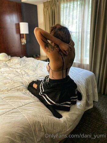 Dani Yumi Leaked Nude OnlyFans (Photo 5)