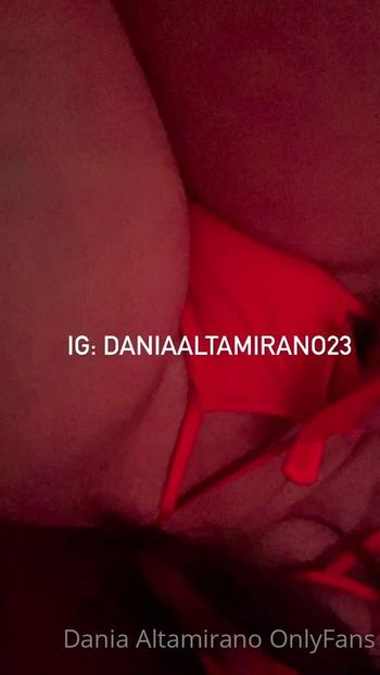 Dania Altamirano