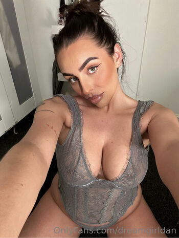 Danielle Tilly Wright Leaked Nude OnlyFans (Photo 28)