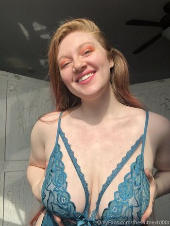 daphnedelrose Leaked Nude OnlyFans (Photo 40)