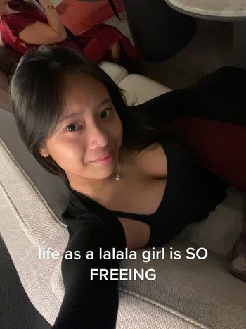Daphnelowkey Leaked Nude OnlyFans (Photo 4)